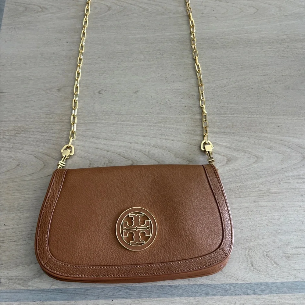 Tory Burch Tan Leather Amanda Logo Crossbody Bag - Picture 3 of 7